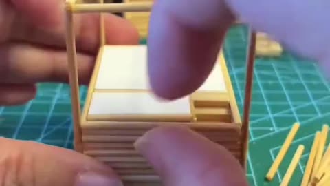 “Built a Tiny Two-Story House Using Just Toothpicks! 🏠✨”