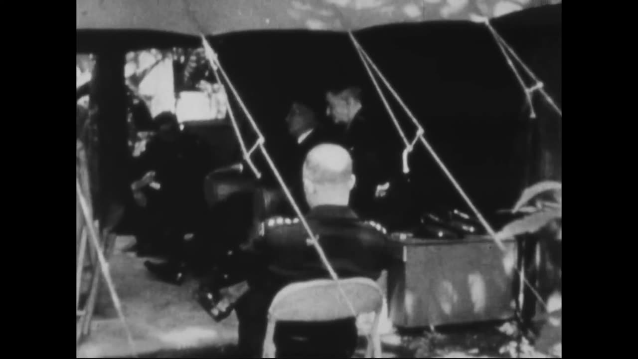 DWIGHT D. EISENHOWER, 1944 [EL-MP16-54]