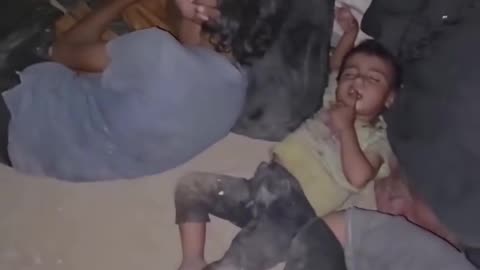 Thousands of families fleeing from the north to the south in search of safety