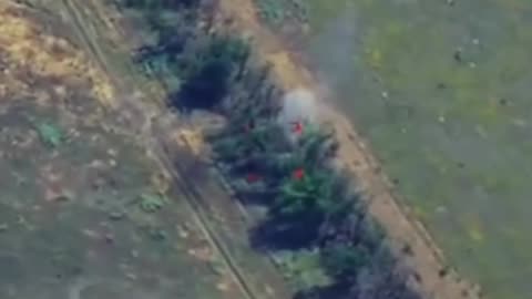 🔥 Soldiers of the 15th OBRAR "Chornyi Lis" destroy Russian "Buk-M1"