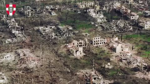 Urainians Eject Russians from What's Left of Toretsk After 9 Month Long Battle