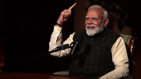 PM Modi with potcast