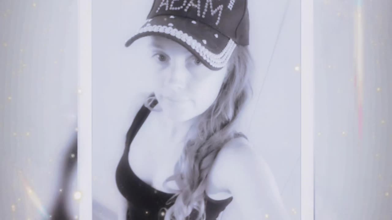 Small Town Girl 😜