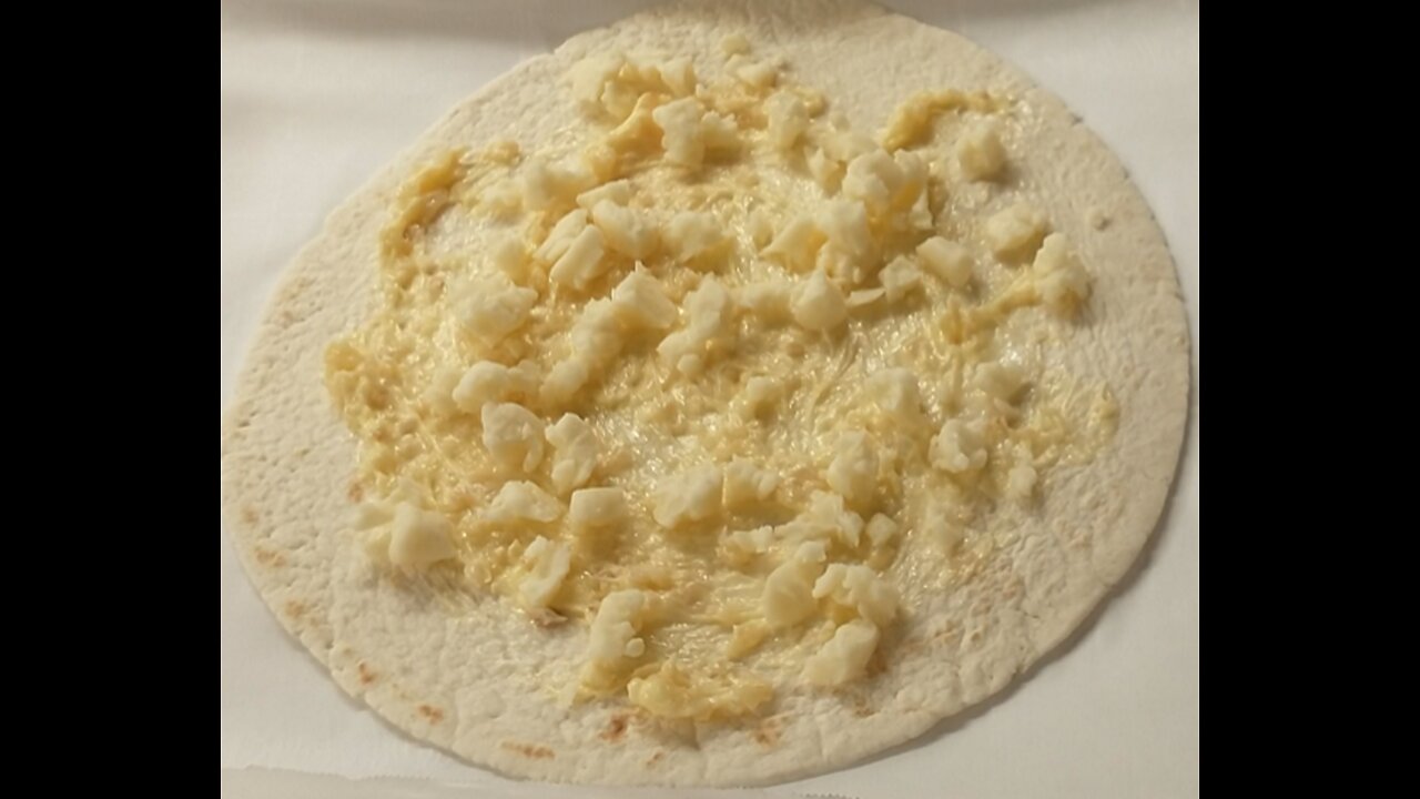 KETO TORTILLA GARLIC BREAD