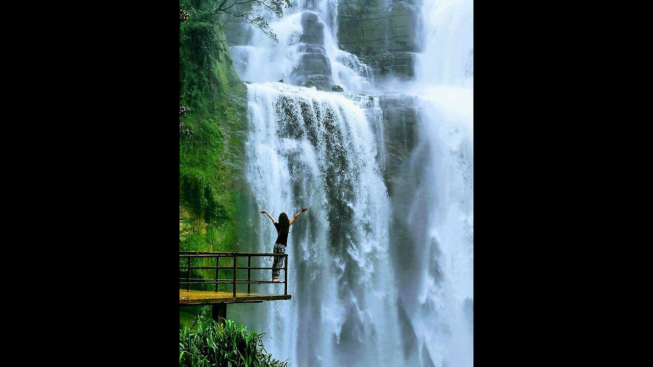 Discover the Stunning Waterfalls of Sri Lanka