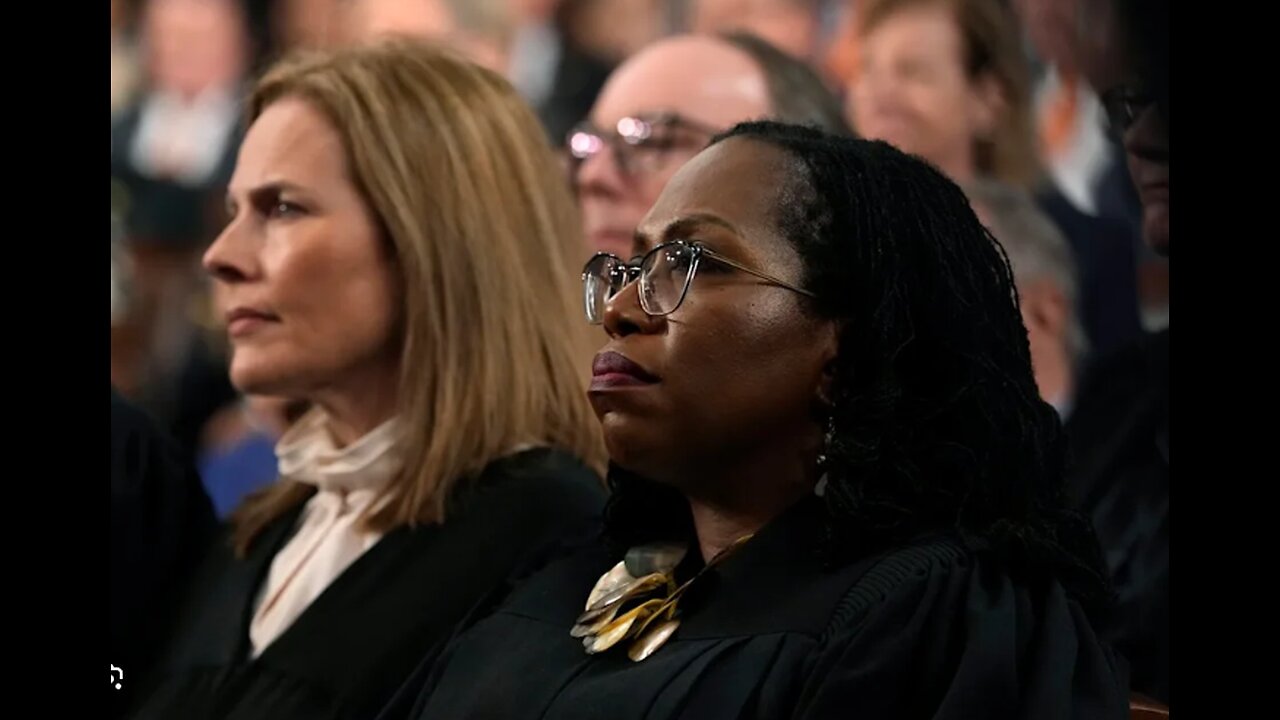 Justice Barrett Delivers Scathing Rebuke to Justice Jackson in Birthright Citizenship Case