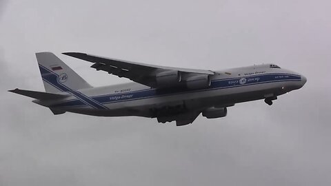 An-124-100 takeoff in Gander