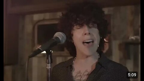 LP - Lost On You (Live)