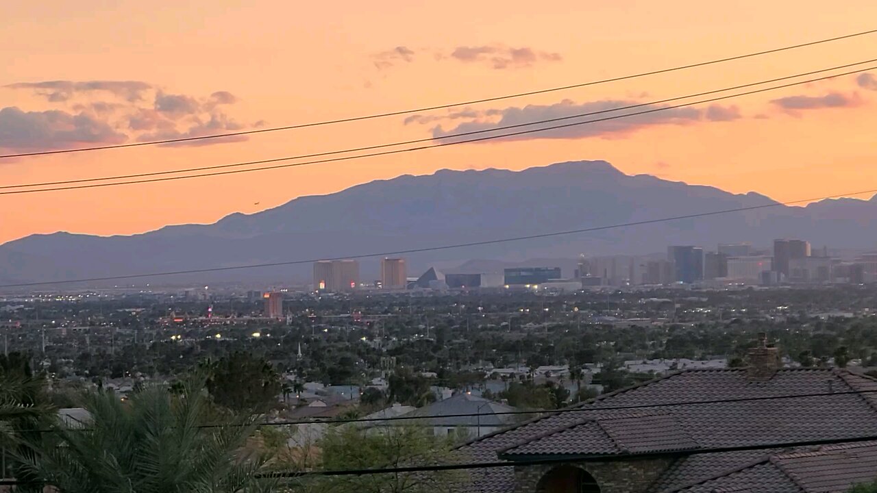 Did you see tonight's Las Vegas sunset? Check this out! 04.04.2025 #follow #lasvegas #travel #gaming