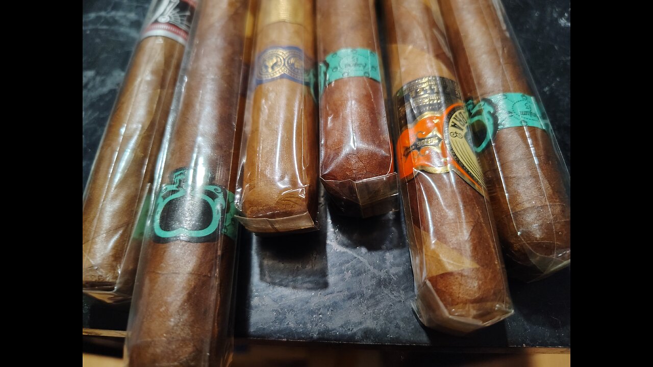Gift box from Cigars Daily