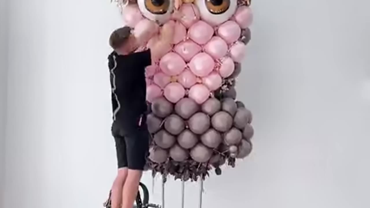 Monkey Balloon King