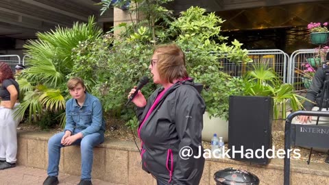 Local mum Theresa took the mic outside the Britannia Hotel asylum centre, and...