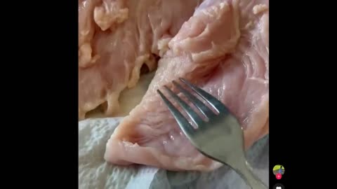 Woman Finds Something "Strange" In Her Food, And It's Crazier Than You Think