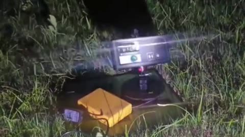 Mosquito Air Defense Activated! 🦟💥💡#MosquitoDefense 🛡️ #InsectShield 🦟 #SmartSolution 🤖 #Night🌙