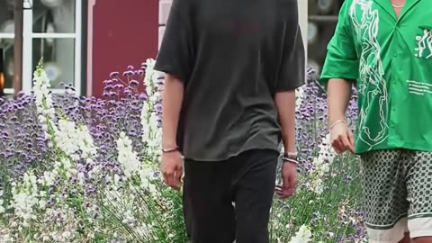 Could you pull off a walk like that