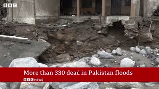 More than 330 dead in Pakistan floods | BBC News
