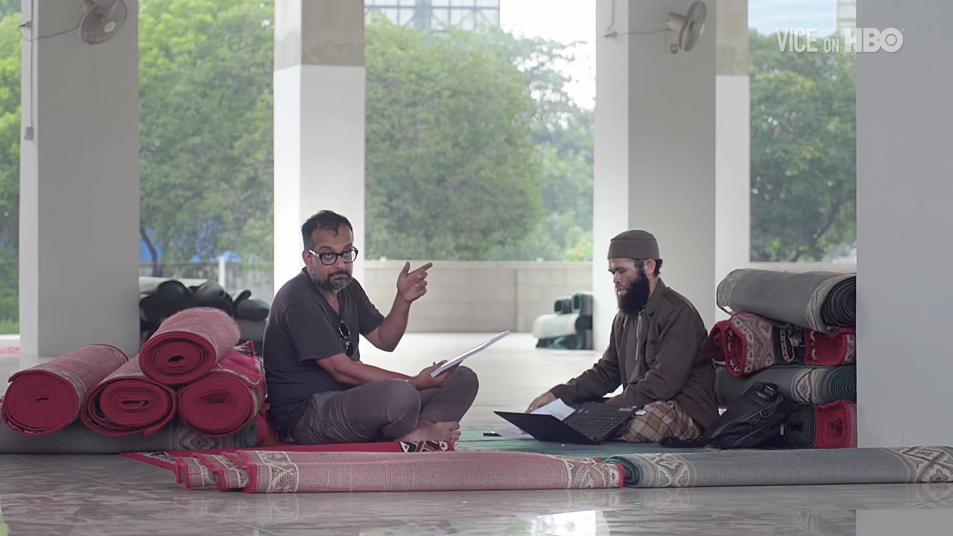 This Is What Life Is Like Under Sharia Law with Suroosh Alvi _ VICE on HBO