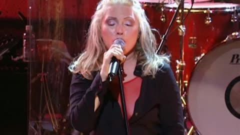 Heart of Glass - Blondie (live)