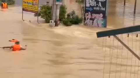Severe flooding after heavy rain in Thai Nguyen, Vietnam 🇻🇳 (30.06.2025)