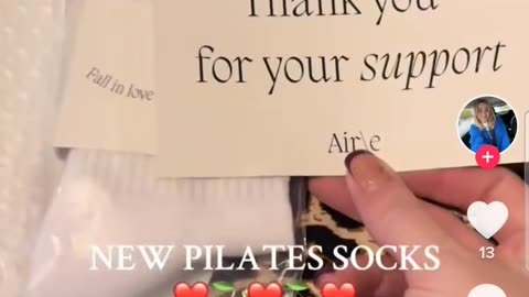 Pilates Gripping Socks