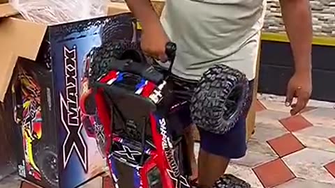Breaking: Traxxas X Max unboxing പൊളി item #trending #kerala #shorts #traxxas #r