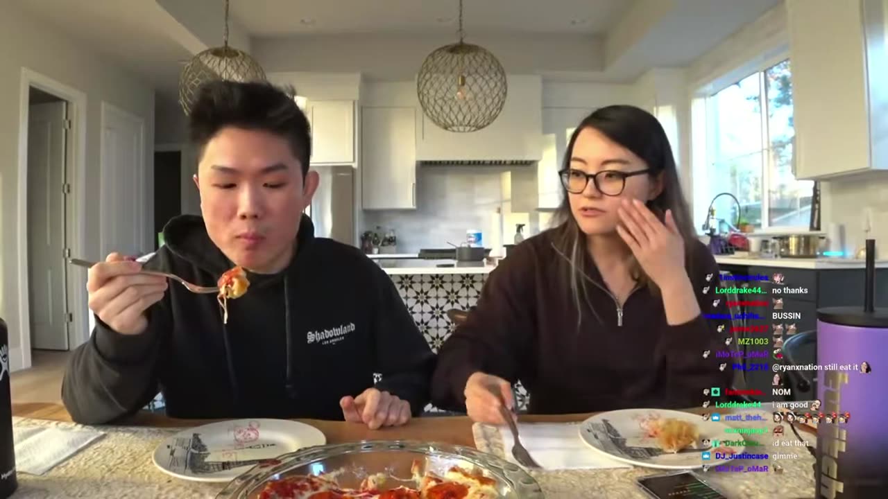 [1/22/22] Cooking Stream: Pizza Gyoza (Chat's Top Choice!)