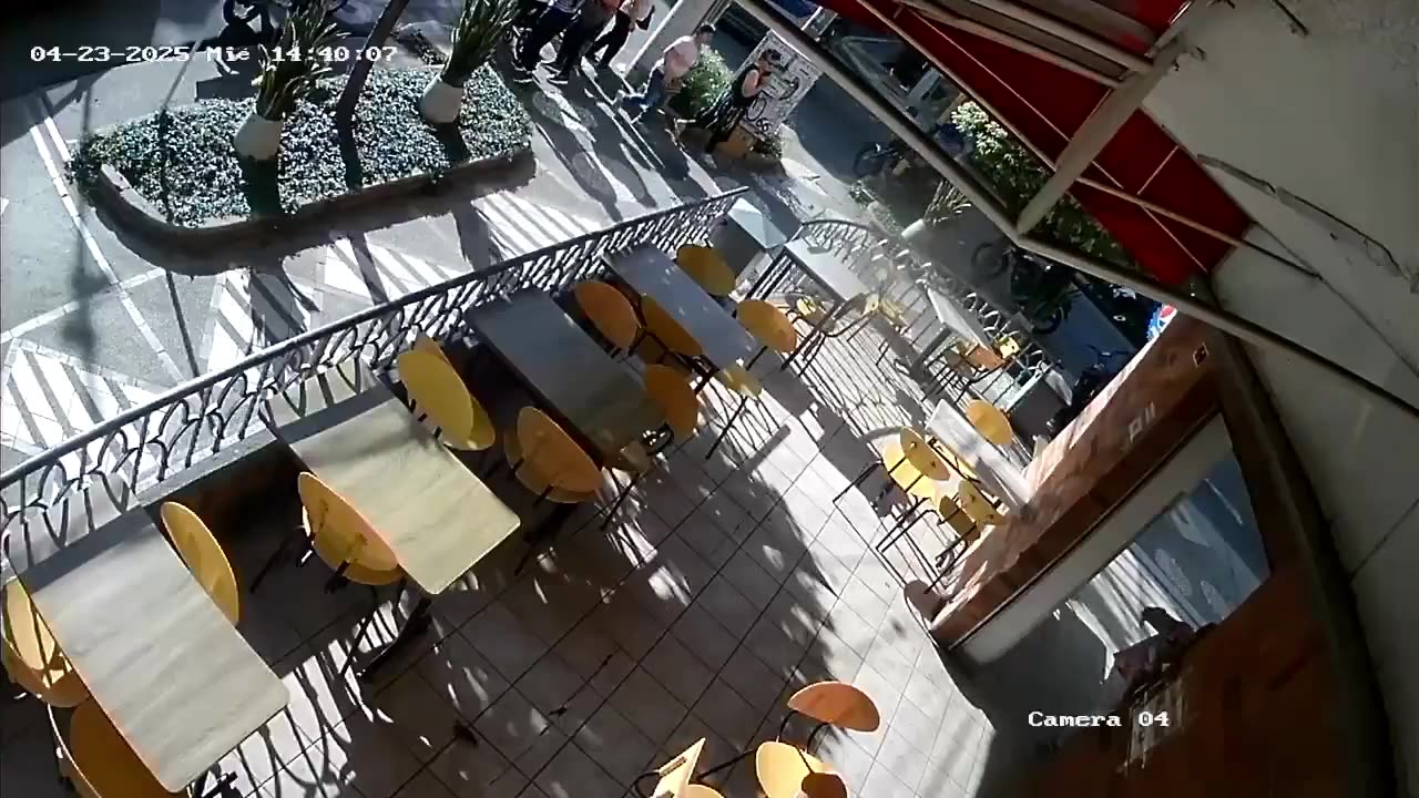 Hurto en la panaderia trillos de Bucarmanga