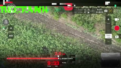 👀 After several drone-dropped munitions, Russian soldier signaled he wanted to