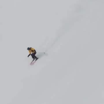Extreme downhill skiing