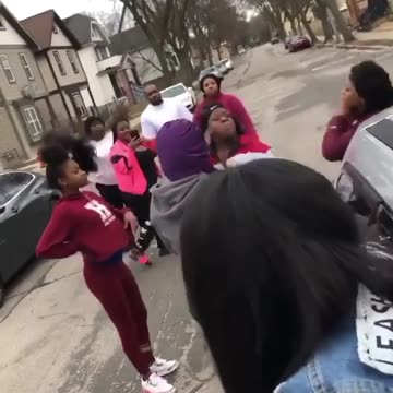 Girl fight weave fly