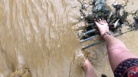 👣Barefoot in a flooded street #nepal #pokhara