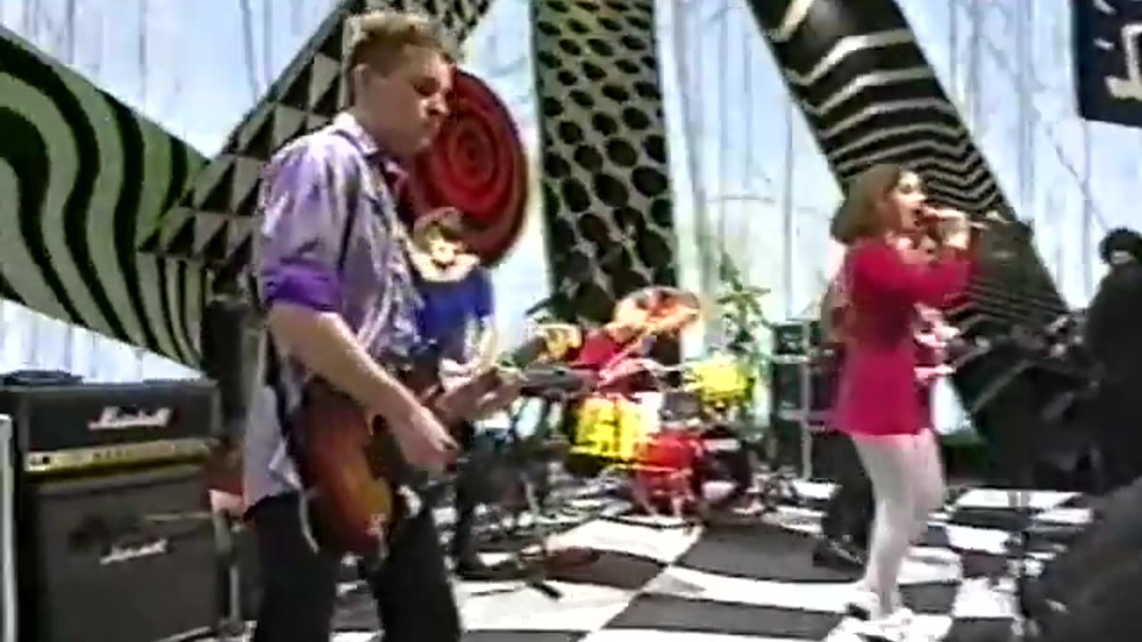 Sugarcubes - Hit (live on The Word, 1991)