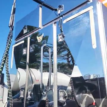 ALL SPRUCED UP #ourtruckinglife #trucking #reallifetruckers #truckdriver #mytruckinglife