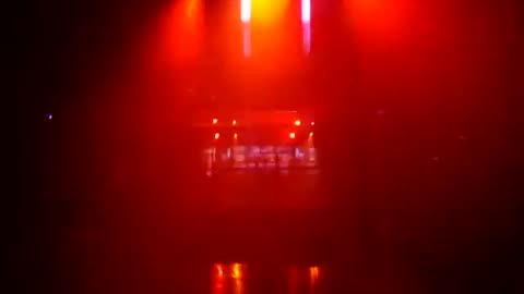 manniquin night club light show