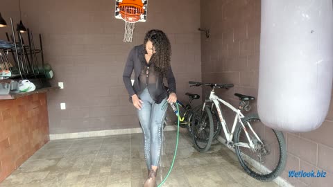 Wetlook girl leggings