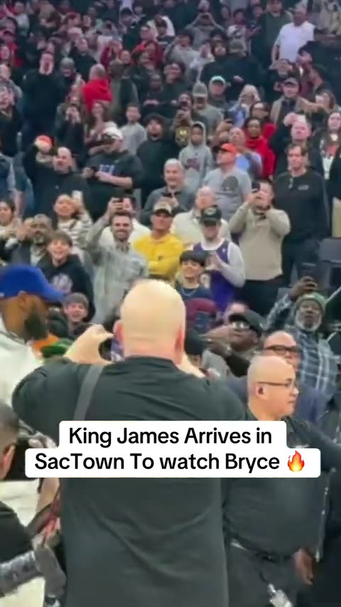 011. The King is in the Building 💪🏽🔥Via @_tarekfattal #shorts