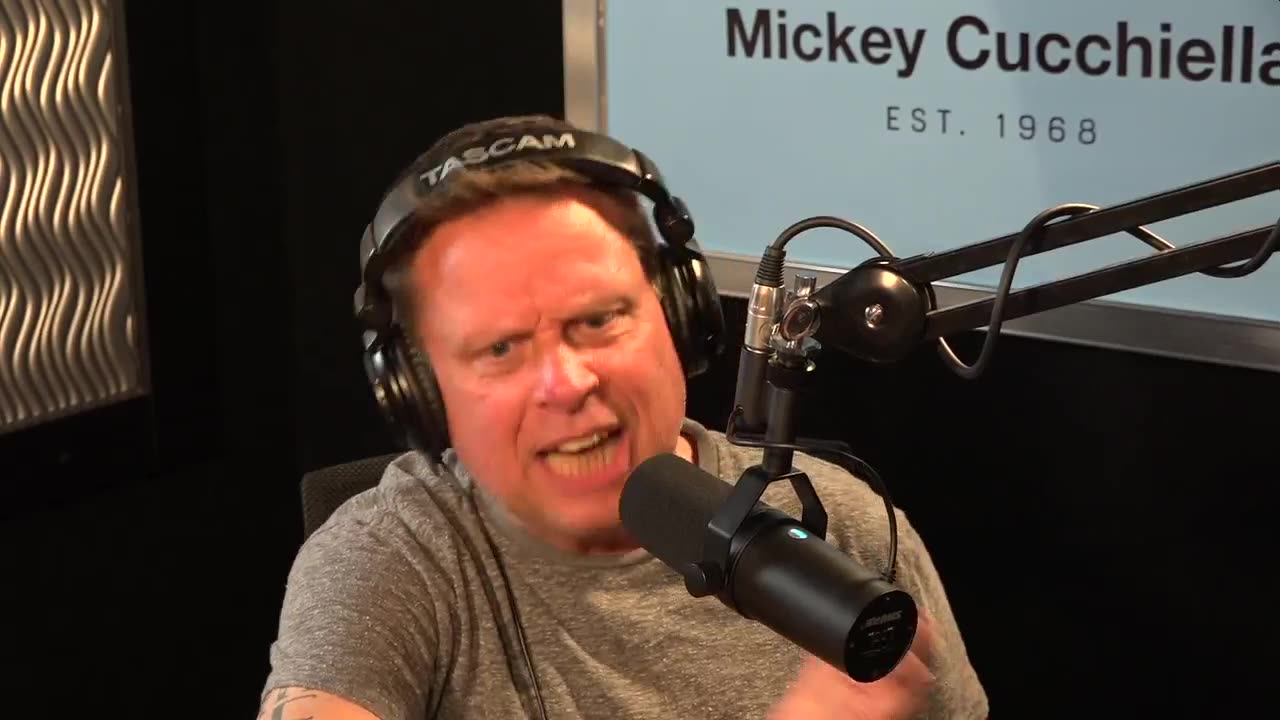 Mickey Talks EP: 015 - Spike Settles