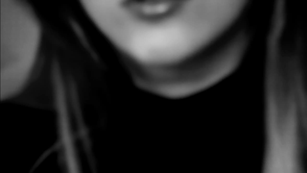 Glorious mic stroking (guaranteed eye roller)