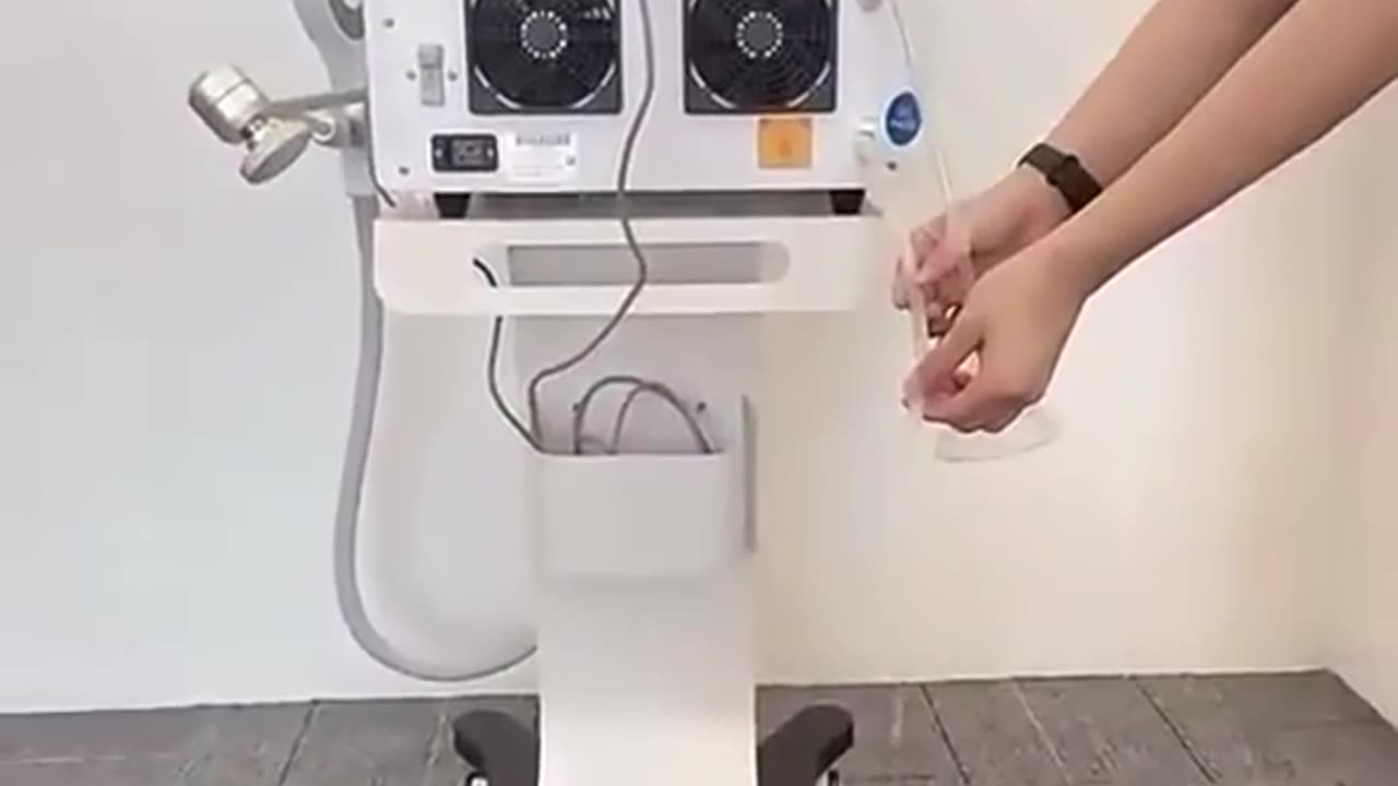 2025 New Innovations Magnetic Resonance Reduce Pain Device Use For
