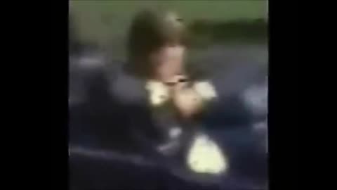 Gil Jesus, The Connally Flinch: at The Shot thru the Windshield