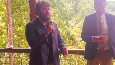 WATCH: Fairfield Bay Mayor Praises New Tree House Project