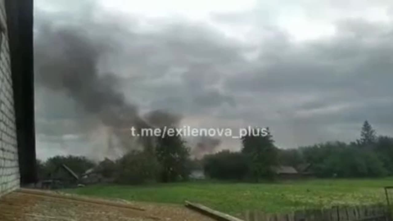 💥 In Murom, Vladimir region, unknown drones attacked the Murom instrument-making plant.