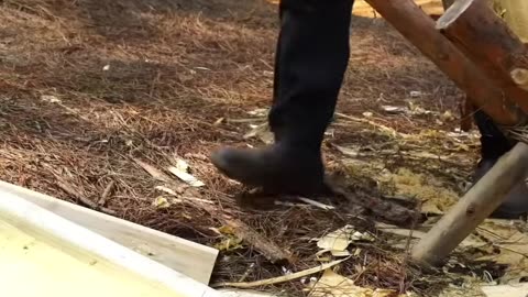 Build a Cozy Bushcraft House Using Scraps Wooden Wheelbarrows Catch and Cook in the Wild