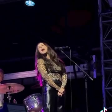 Alanis Morissette - Your House - live