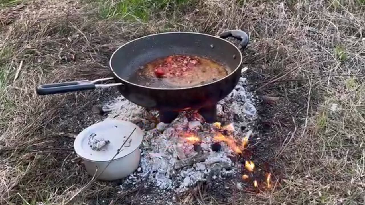 Food Vlog | Cooking Salmon and Rice at the Beach🏝️| ASMR