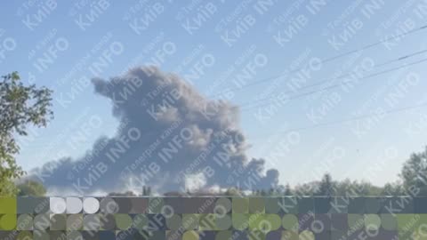 💥A huge column of smoke over Kiev after striking targets in the area of the Ukrainian capital.