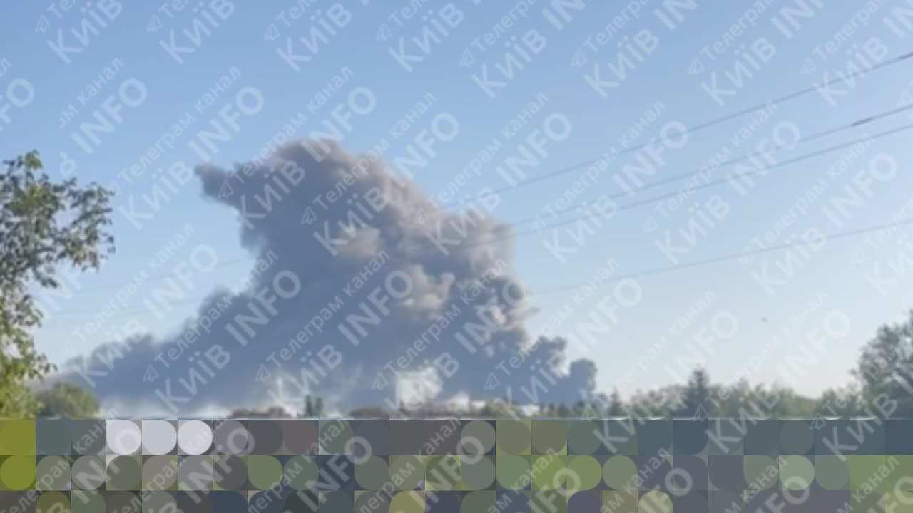 💥A huge column of smoke over Kiev after striking targets in the area of the Ukrainian capital.
