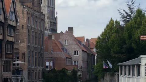 Bruges has a ‘Lake of Love’
