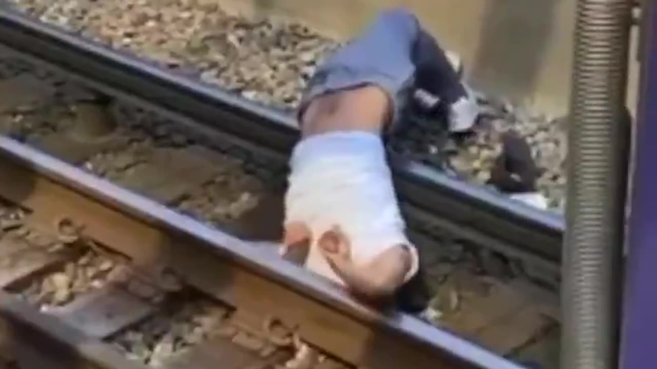 Heroic transit rider