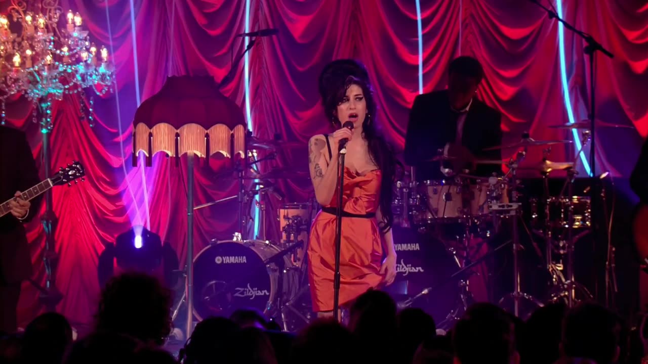 Know You Now - Amy Winehouse (live)